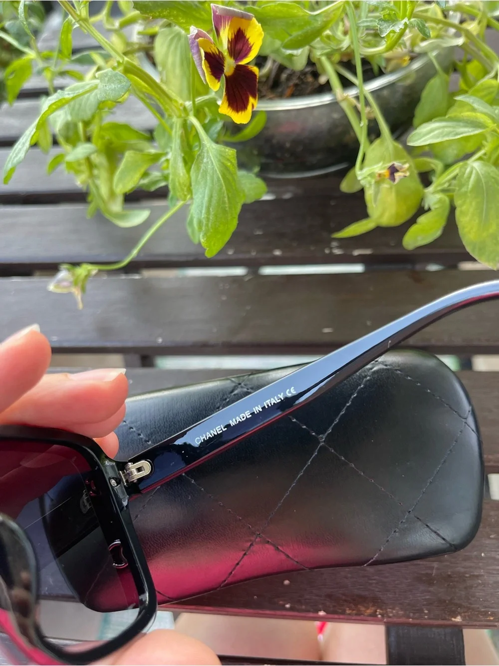 CHANEL Rimless Sunglasses black